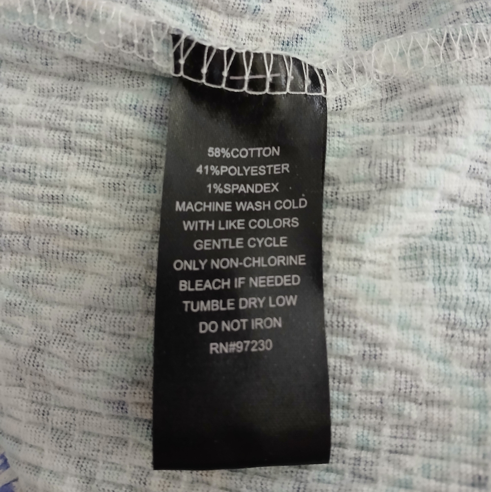 Signature Studio Womens Chevron Print Top Size XL/XG Color Purple/Blue/White - Picture 10 of 10